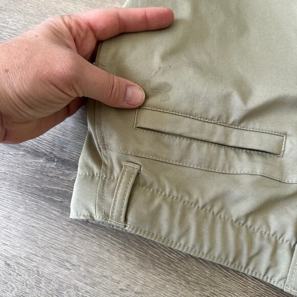 Under Armour golf shorts - Picture 5 of 5